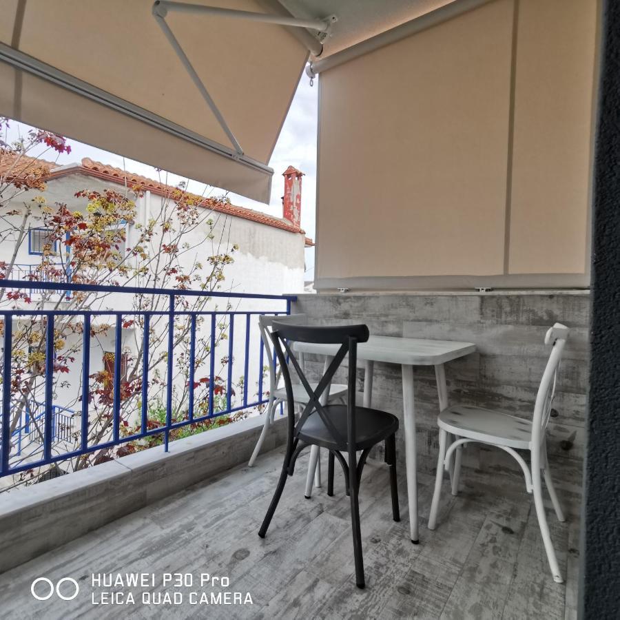 Family Apartment Zornitsa Néa Fókaia Exterior foto